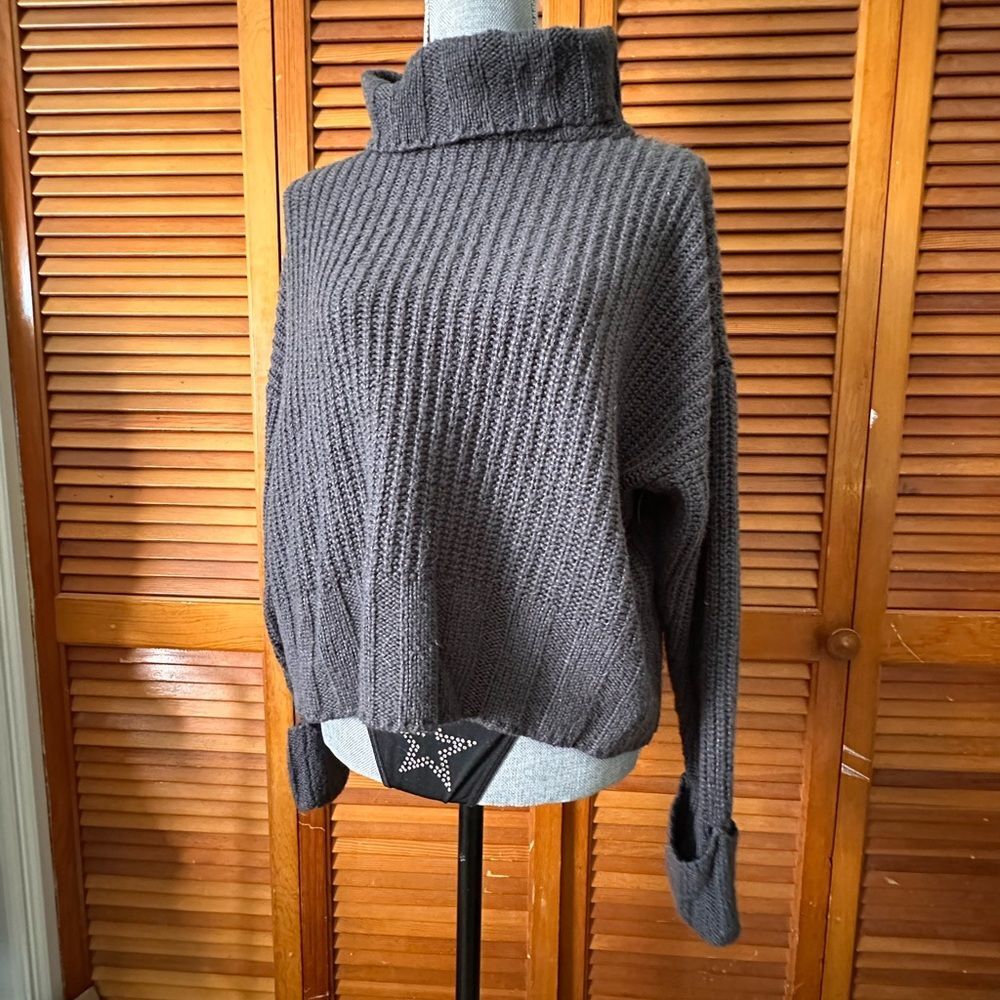 True Craft Charcoal Wide Turtleneck Thick Knit Sweater